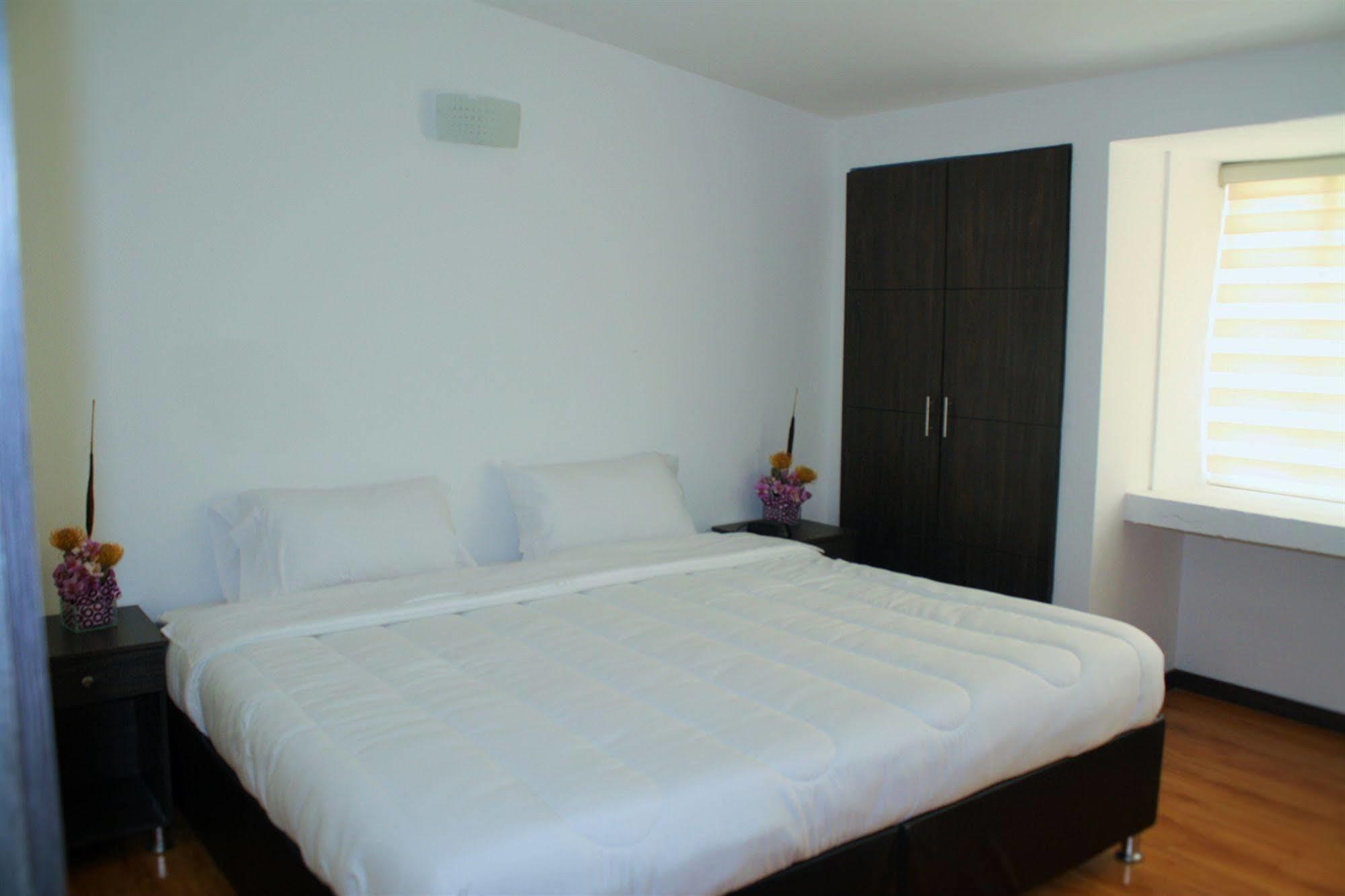 Stay Blue Hotel Bogotá Extérieur photo
