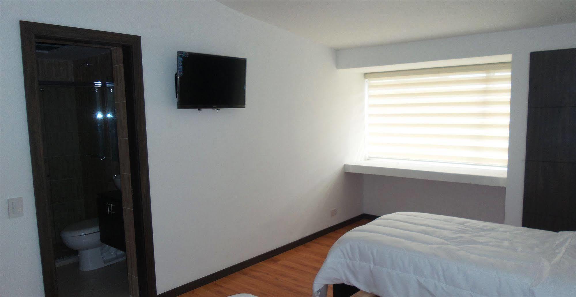 Stay Blue Hotel Bogotá Extérieur photo